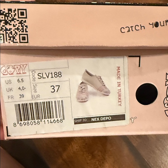 Brand New Goby Women's Patterned Sneakers - Cream and Pink - Picture 6 of 6